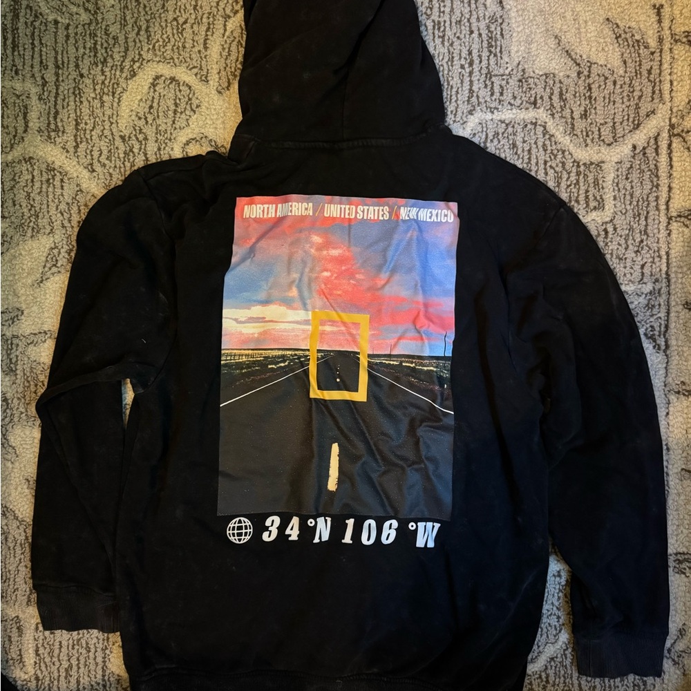 National Geographic Black Hoodie with Yellow Logo - Picture 2 of 2